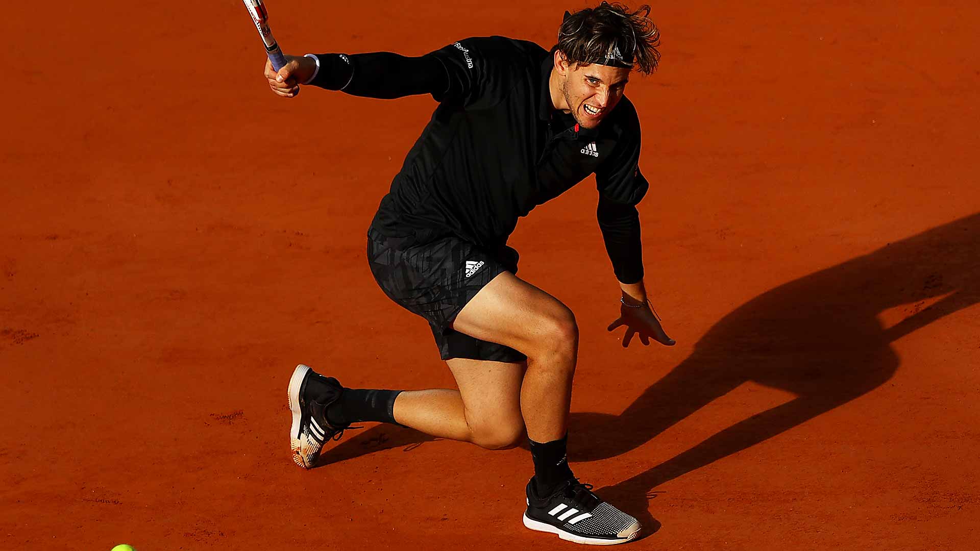 Dominic Thiem Survives Nextgenatp Hugo Gaston S Drop Shot Deluge In Five Atp Tour Tennis