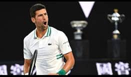 Novak Djokovic buscará su noveno título del Abierto de Australia el domingo ante Daniil Medvedev o Stefanos Tsitsipas.