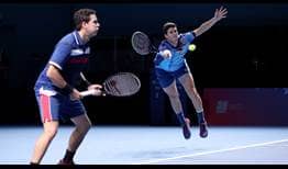 Luis David Martínez y David Vega Hernández buscarán la final del Singapore Tennis Open.