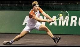 Alejandro Davidovich Fokina consiguió su primera victoria en el ATP Head2Head ante Roberto Bautista Agut este miércoles en Róterdam.