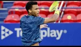 Felix Auger-Aliassime levels his ATP Head2Head series with Tennys Sandgren at 1-1 with a victory in Acapulco on Monday evening.