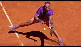 Rafael Nadal compite ante Alexei Popyrin en los octavos de final del Mutua Madrid Open 2021.