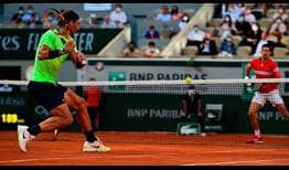 Rafael Nadal y Novak Djokovic durante la semifinal de Roland Garros.