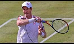 Andy Murray no enfrentó break points en su victoria ante Benoit Paire en 1R en Queen's Club.