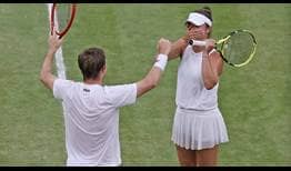 Neal Skupski and Desirae Krawczyk defeat Harriet Dart and Joe Salisbury to win the Wimbledon mixed doubles title.