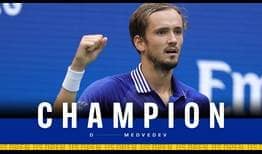 Daniil Medvedev gana su primer Grand Slam tras vencer en sets corridos a Novak Djokovic.