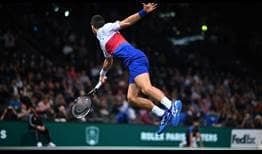 Novak Djokovic logrará el No. 1 del FedEx ATP Rankings a final de año si bate a Hubert Hurkacz en las semifinales del Rolex Paris Masters.