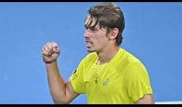 El australiano Alex De Miñaur venció al francés Ugo Humbert en una remontada notable el jueves por la noche en el Grupo B de la ATP Cup.