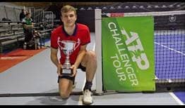 Jack Draper lifts his first ATP Challenger trophy, prevailing in Forli, Italy.