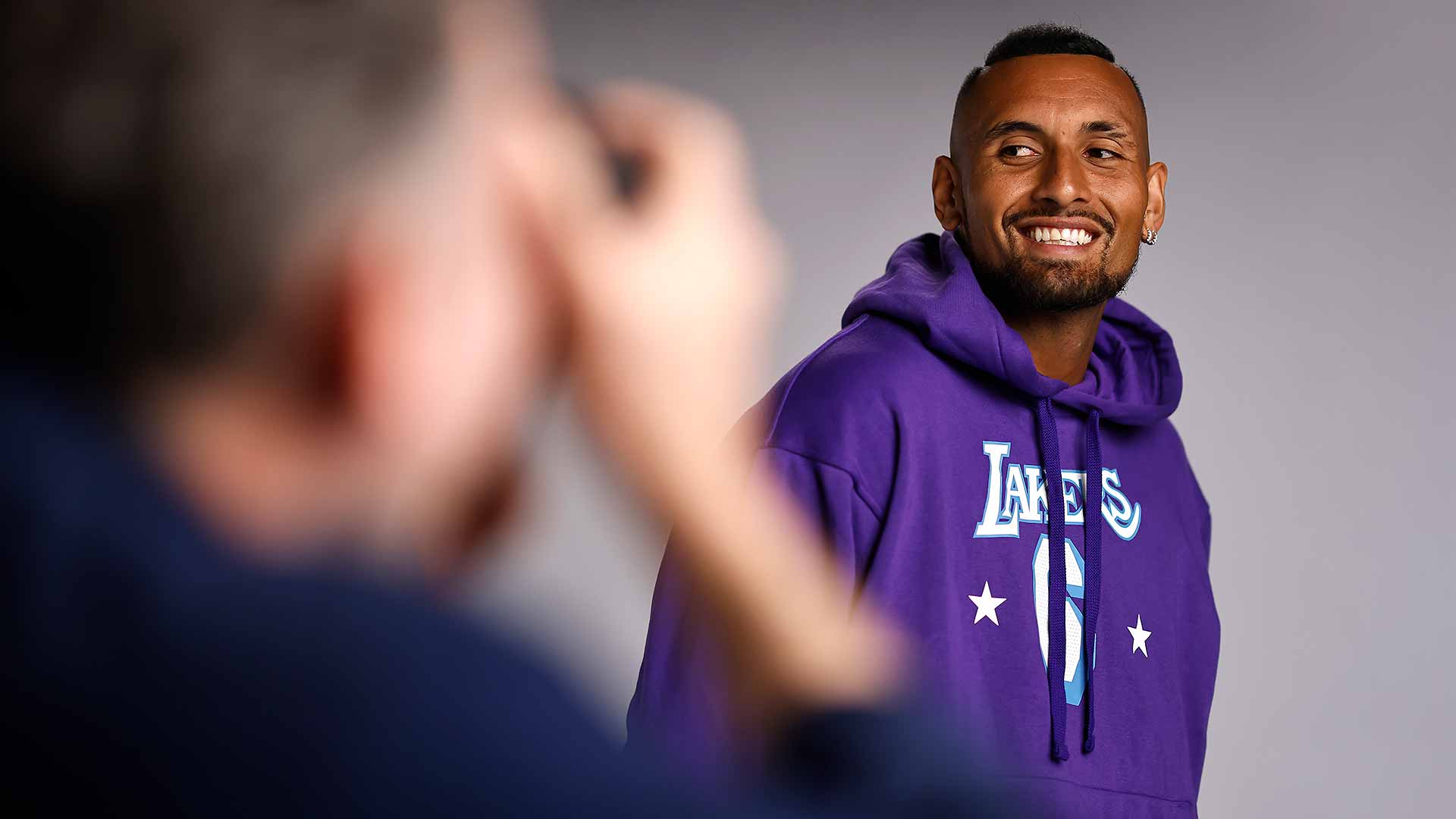 <a href='https://www.atptour.com/en/players/nick-kyrgios/ke17/overview'>Nick Kyrgios</a> at the 2022 ATP/WTA Super Shoot in Indian Wells.