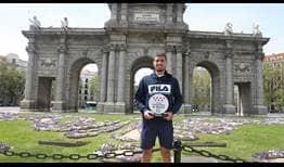 Pedro Cachin celebrates his third ATP Challenger title at the historic Puerta de Alcalá in Madrid.