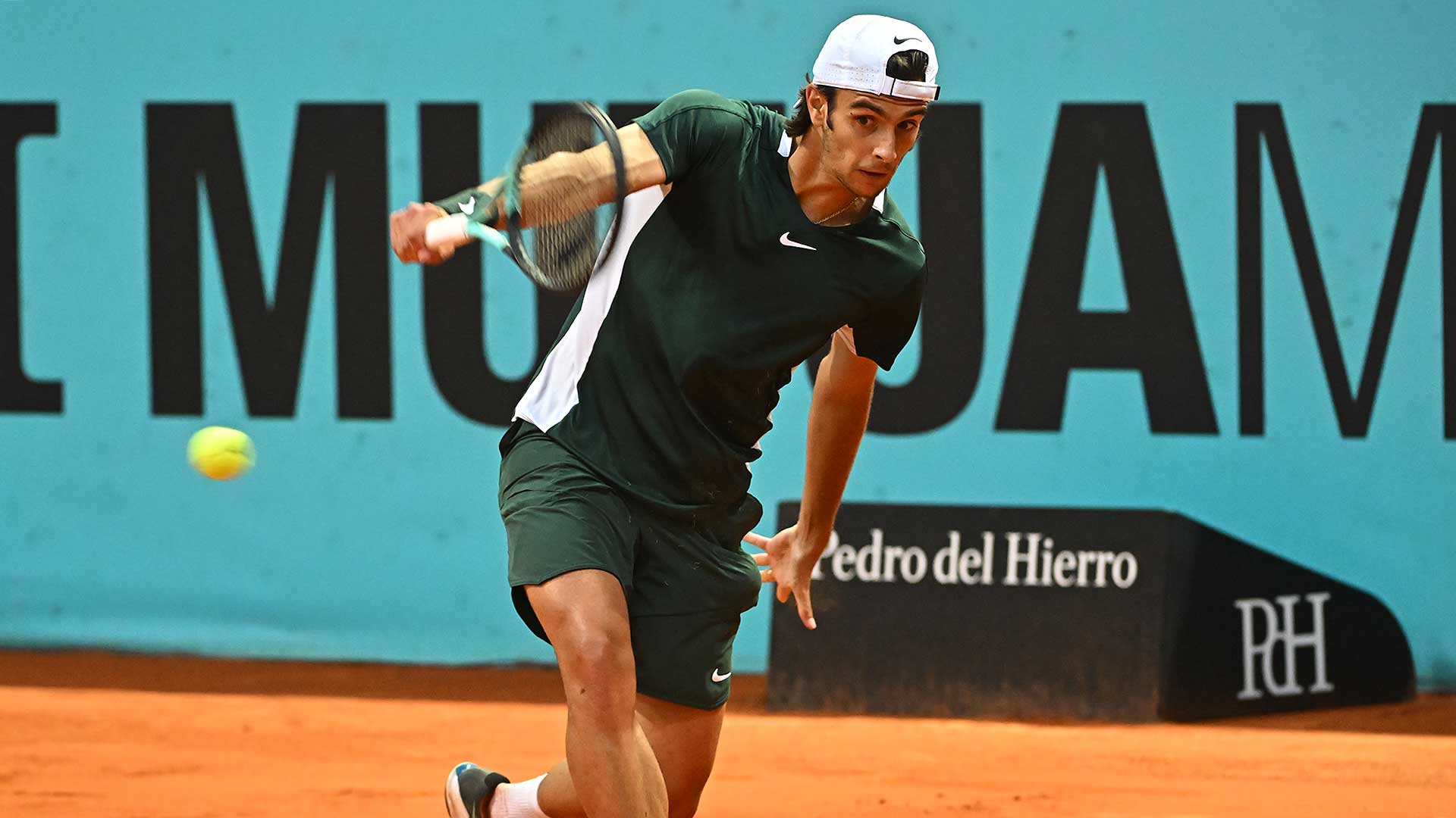 <a href='https://www.atptour.com/en/players/lorenzo-musetti/m0ej/overview'>Lorenzo Musetti</a>