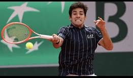Cristian Garín se clasificó para la tercera ronda de Roland Garros imponiéndose a Ilya Ivashka.