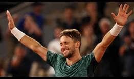 Casper Ruud celebrates his four-set victory over Marin Cilic in the Roland Garros semi-finals.