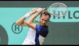 Daniil Medvedev supera a Roberto Bautista Agut en los cuartos de final del Terra Wortmann Open 2022 en Halle.