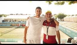 David Vega Hernández, junto a su entrenador Toni Colom, en el Mallorca Championships.