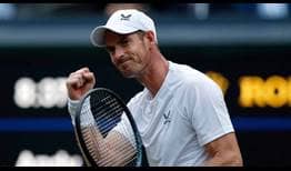 Andy Murray derrota a James Duckworth en la primera ronda de Wimbledon el lunes.