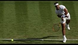Rafael Nadal compite ante Francisco Cerúndolo en la primera ronda de Wimbledon.