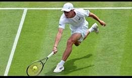 Alex de Miñaur bate a Liam Broady para alcanzar por primera vez la cuarta ronda de Wimbledon.