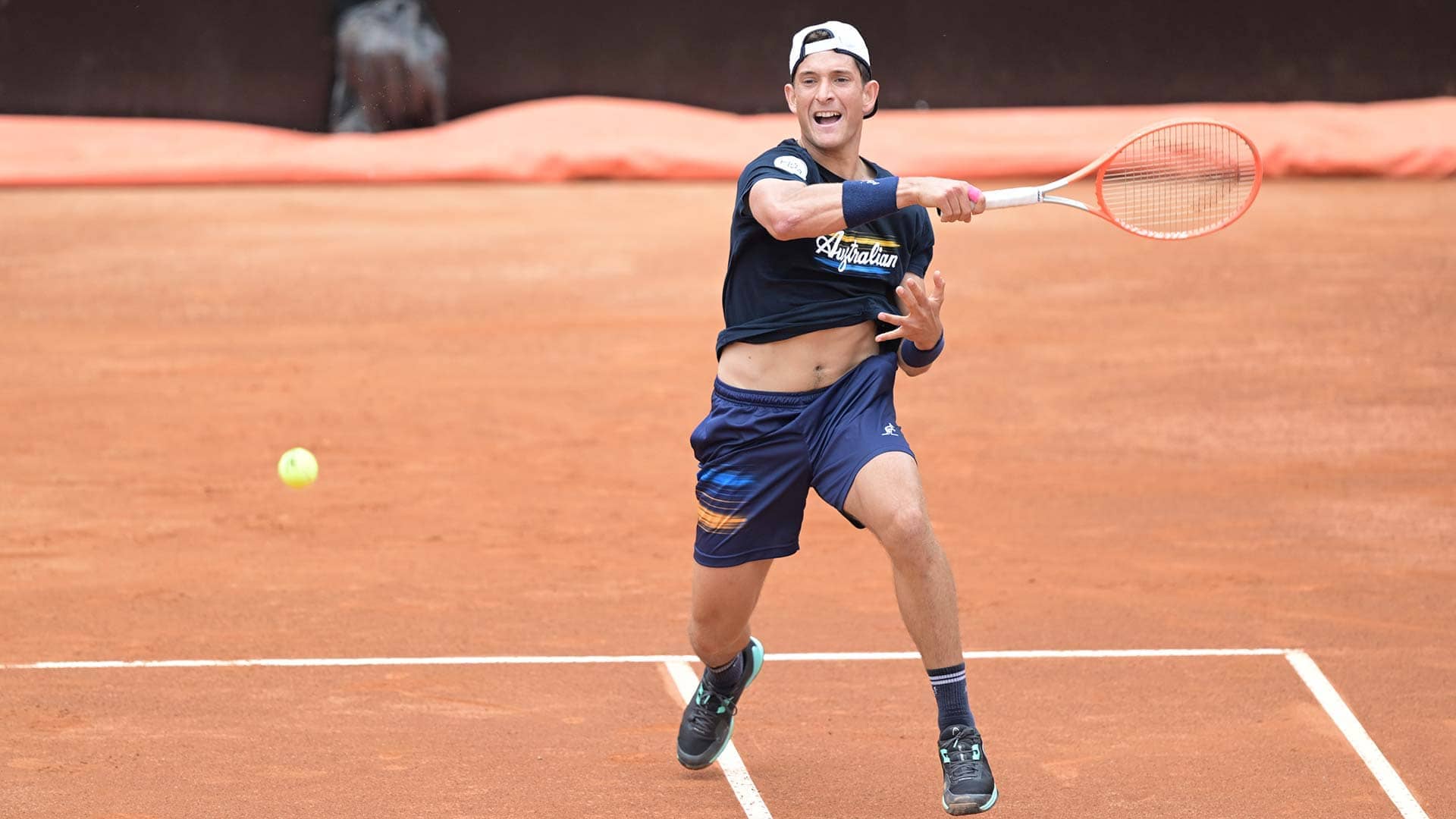 <a href='https://www.atptour.com/en/players/francesco-passaro/p0ct/overview'>Francesco Passaro</a>