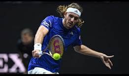 Stefanos Tsitsipas derrotó a Diego Schwartzman el viernes en Londres.