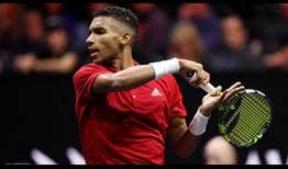 Felix Auger-Aliassime supera a Novak Djokovic en la Laver Cup.