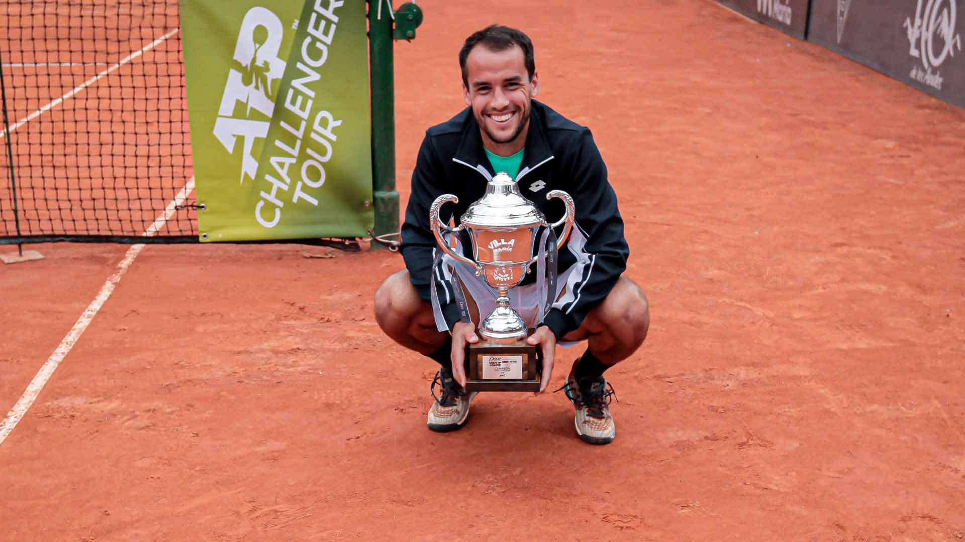 Argentine <a href='https://www.atptour.com/en/players/nicolas-kicker/kc29/overview'>Nicolas Kicker</a> is crowned champion in Villa Maria.