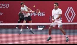 Andres Molteni and Maximo Gonzalez defeat Francisco Cabral and Jamie Murray on Thursday in straight sets in Gijon.