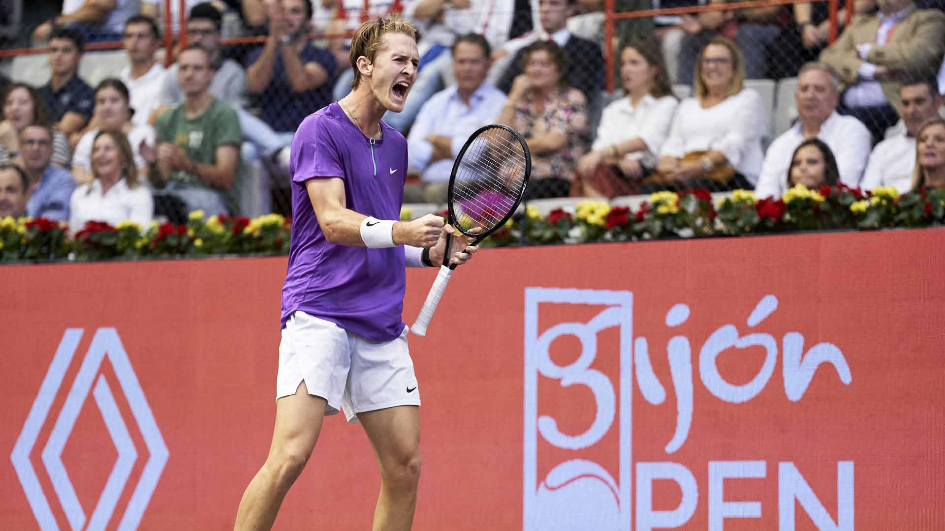 <a href='https://www.atptour.com/en/players/sebastian-korda/k0ah/overview'>Sebastian Korda</a> celebrates winning a point in Saturday's semi-final match.