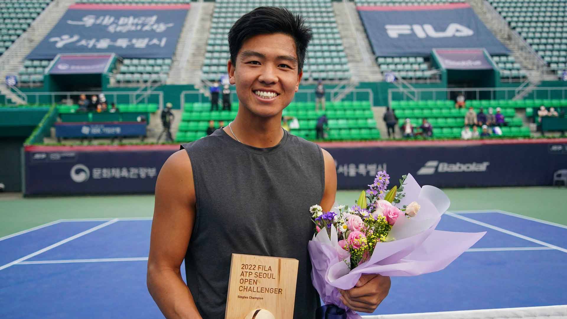 <a href='https://www.atptour.com/en/players/li-tu/tc01/overview'>Li Tu</a> is crowned champion at the 2022 Seoul Challenger.