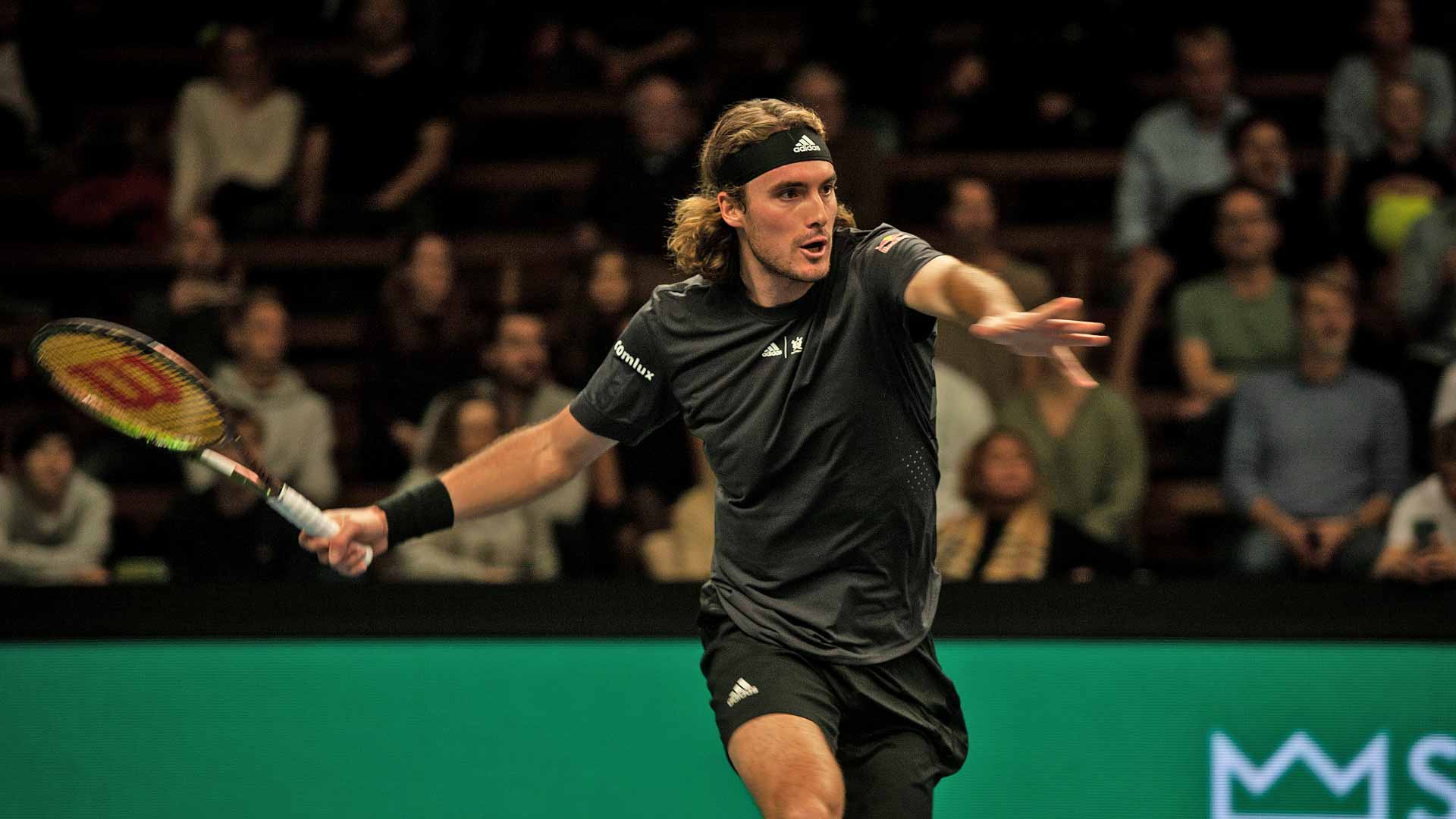 Stefanos Tsitsipas wins two tie-breaks against Maxime Cressy on Wednesday to reach the Stockholm quarter-finals.