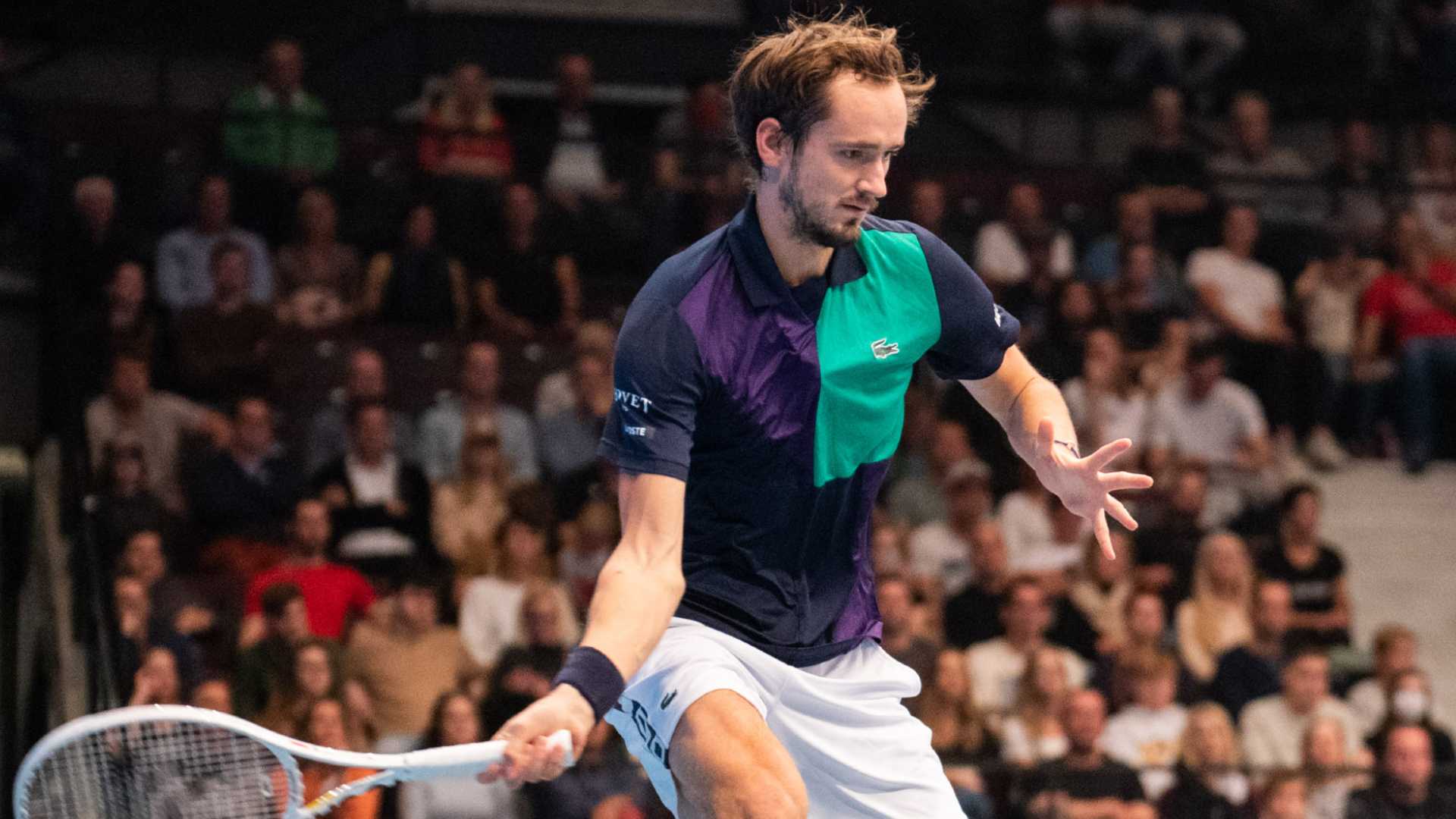Daniil Medvedev earns his 30th hard-court win of the season in the Vienna opening round.
