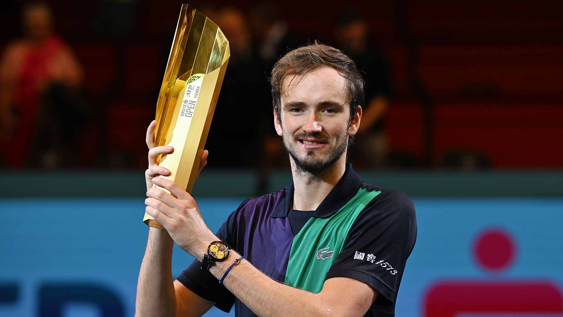 Daniil Medvedev celebrates winning the title in Vienna on Sunday.