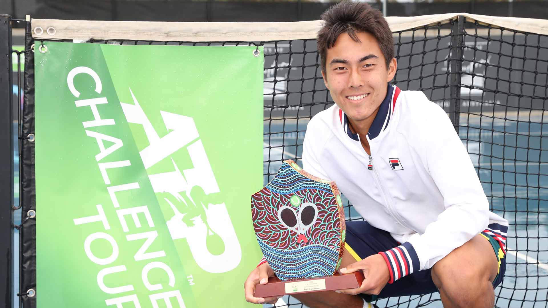 <a href='https://www.atptour.com/en/players/rinky-hijikata/h0bh/overview'>Rinky Hijikata</a> wins the Playford Challenger.