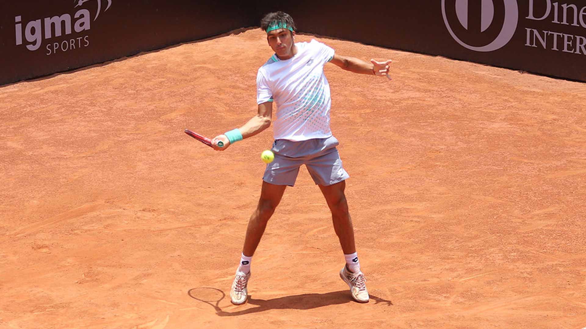 Roman<a href='https://www.atptour.com/en/players/andres/a132/overview'> Andres</a> Burruchaga at the 2022 <a href='https://www.atptour.com/en/scores/archive/lima/2787/2023/results'>Lima Challenger</a>, where he reached the semi-finals.