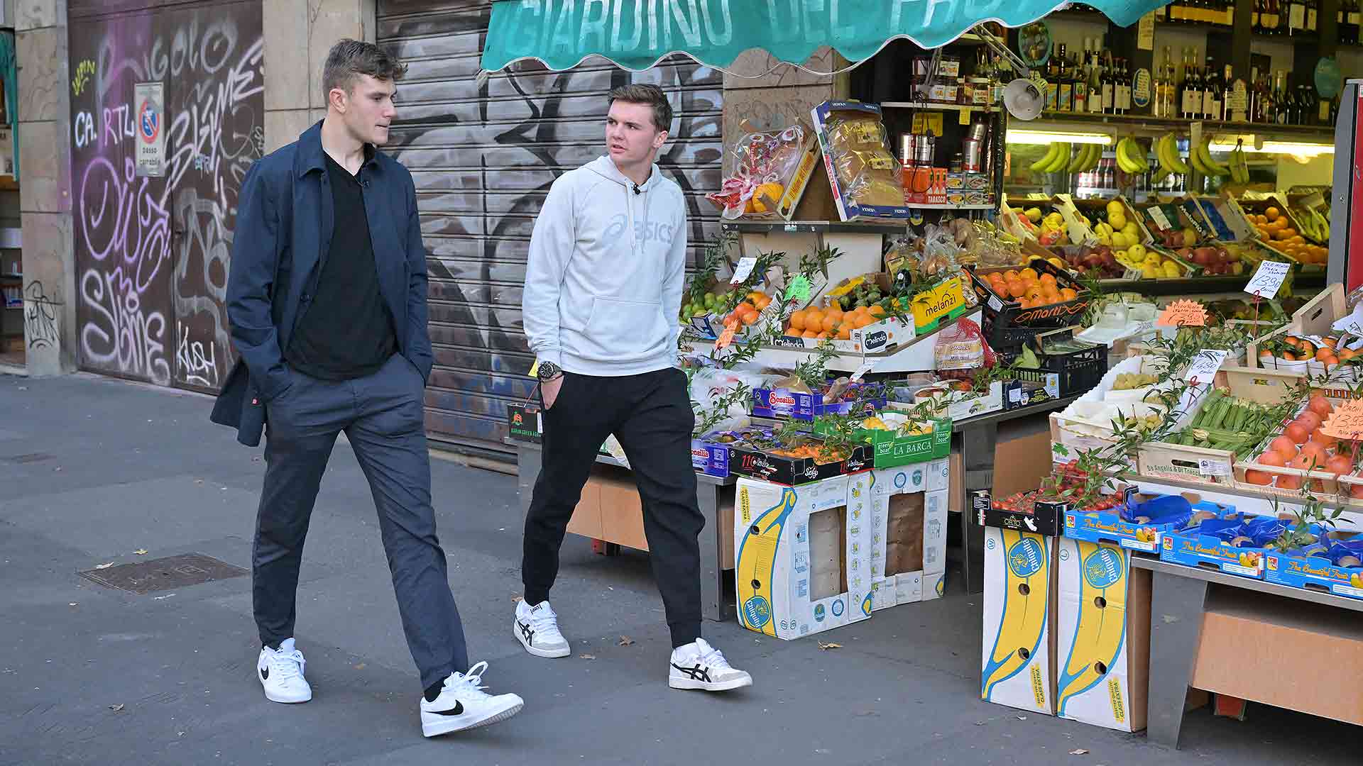 Jack Draper and Dominic Stricker go for a walk and a chat in Milan.