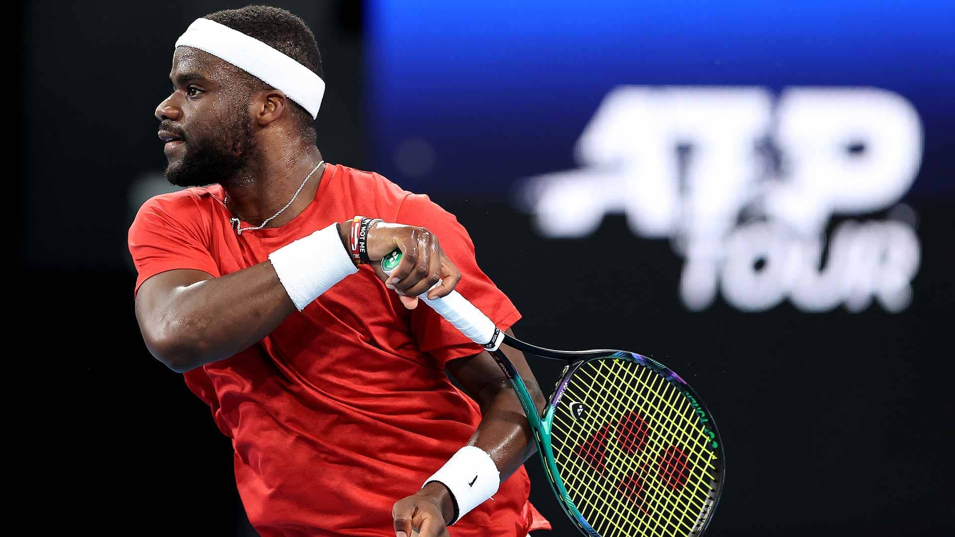 Frances Tiafoe le da al Team EE.UU. el liderazgo por 2-0 en la final de la United Cup.