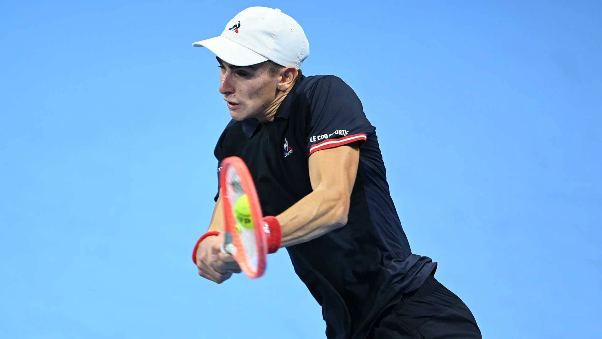 Matteo Arnaldi advances to the second round of qualifying at the Australian Open with a victory against Switzerland's Alexander Ritschard.