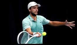 Frenchman Gregoire Barrere does not face a break point in his three-set win over John Isner in the Auckland first round.