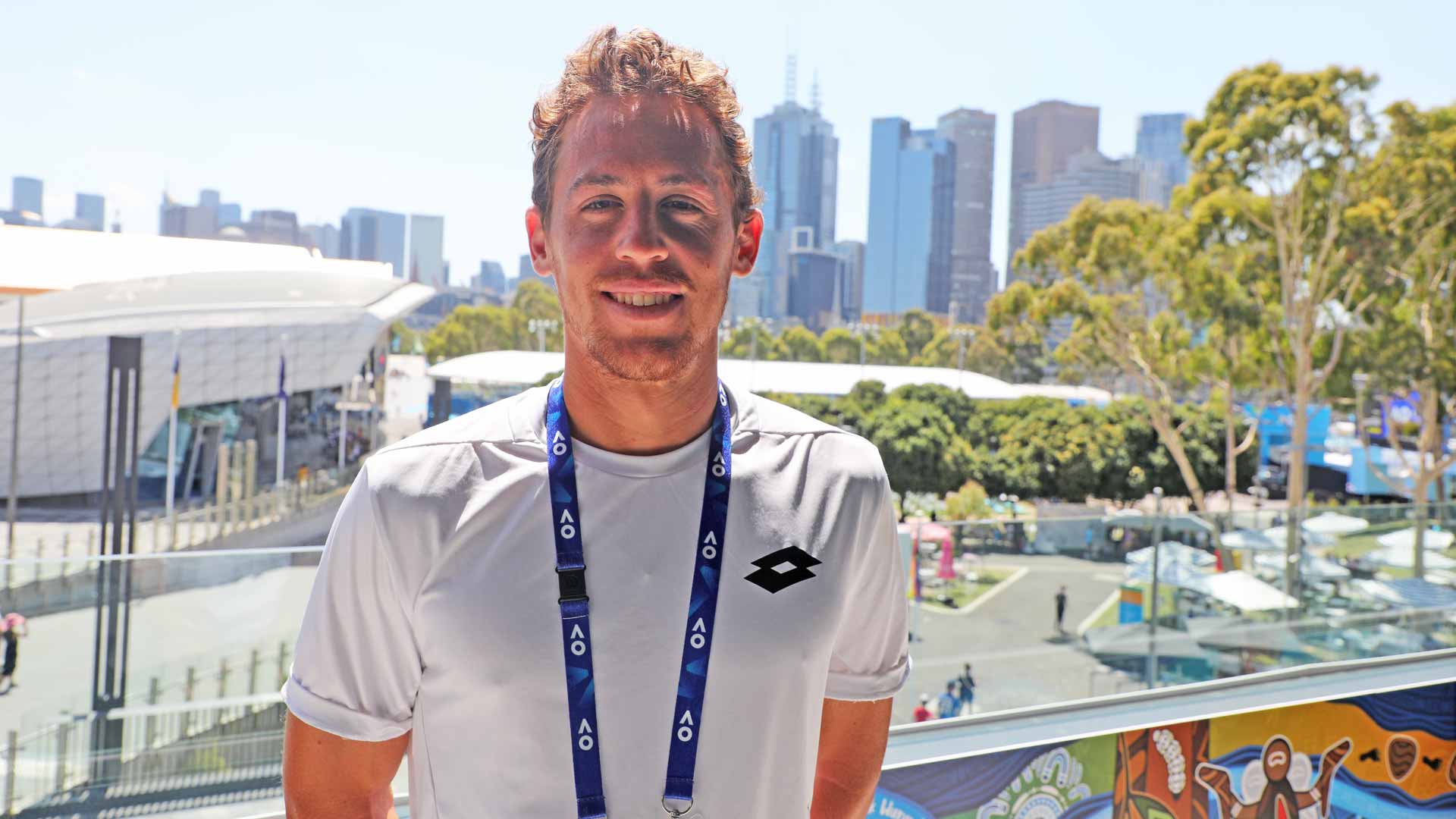 Roberto Carballés Baena jugará frente a Novak Djokovic por segunda vez en un Grand Slam este martes en Melbourne.