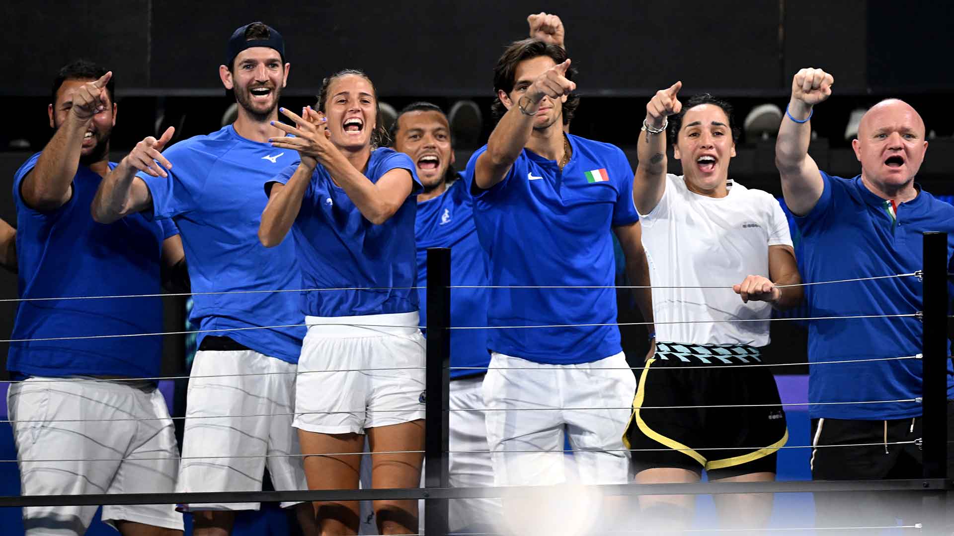 Ramon Punzano (far right) celebrates with Team Italy at the 2023 <a href='https://www.atptour.com/en/scores/archive/brisbane-perth-sydney/9900/2023/results'>United Cup</a>.