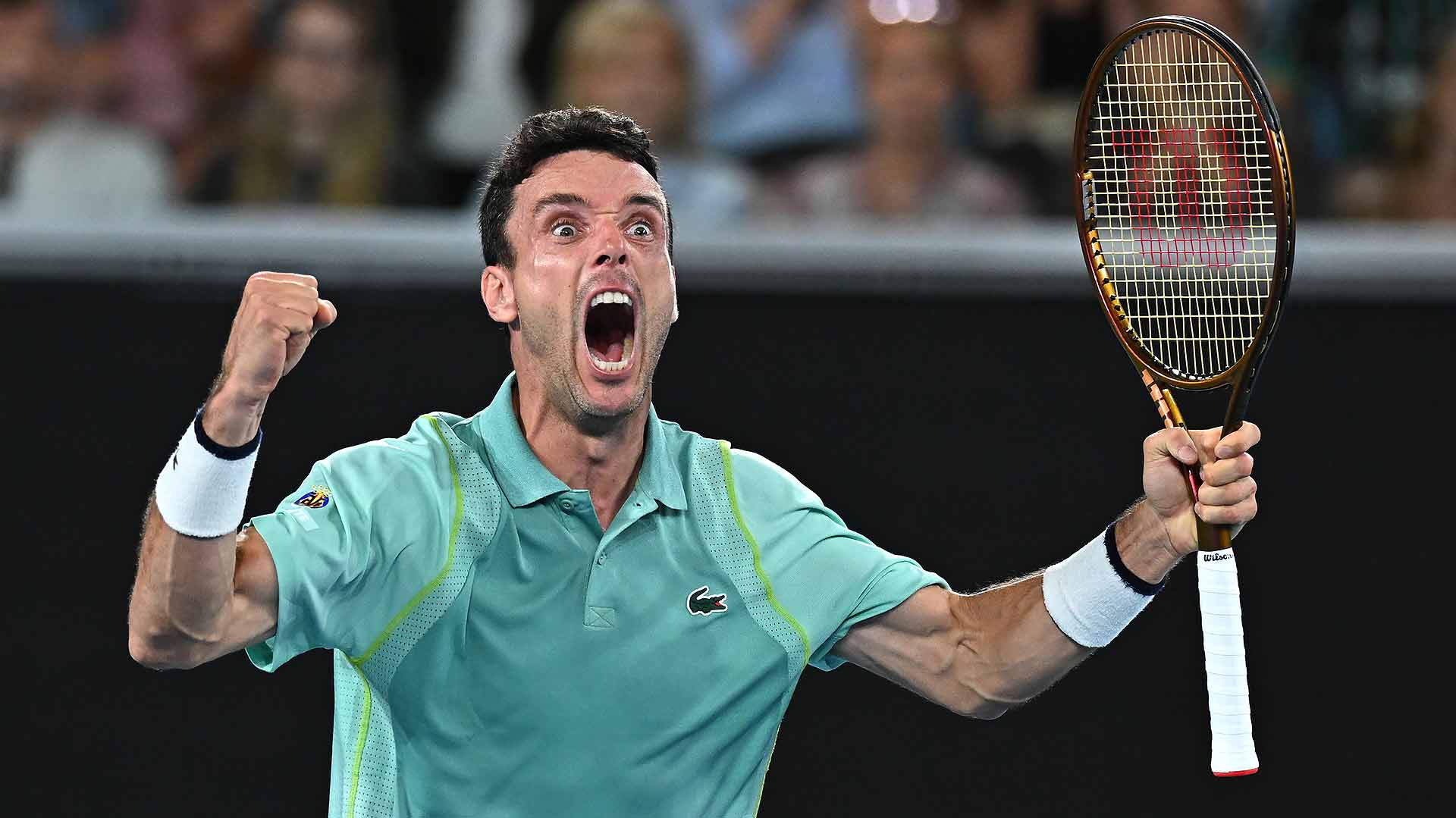 Roberto Bautista Agut sees off Andy Murray in four sets.
