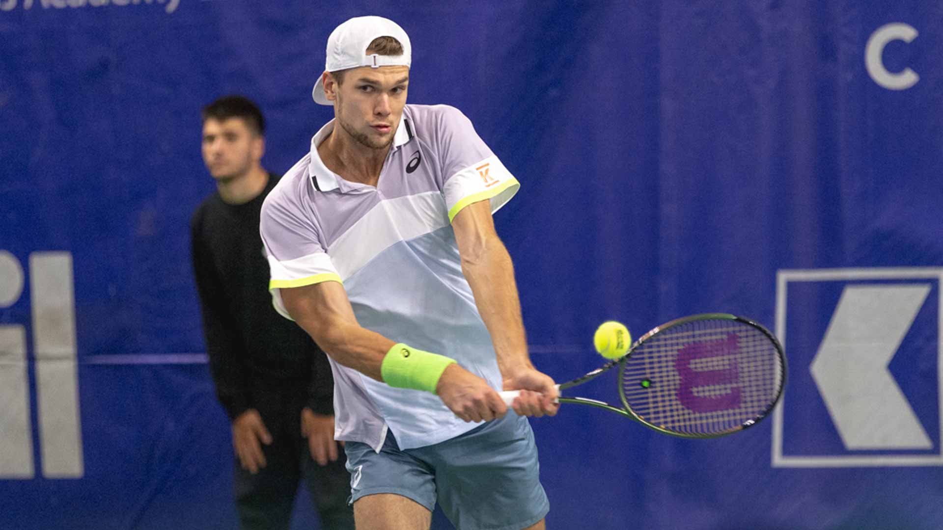 Otto Virtanen in action at the 2023 Lugano Challenger.