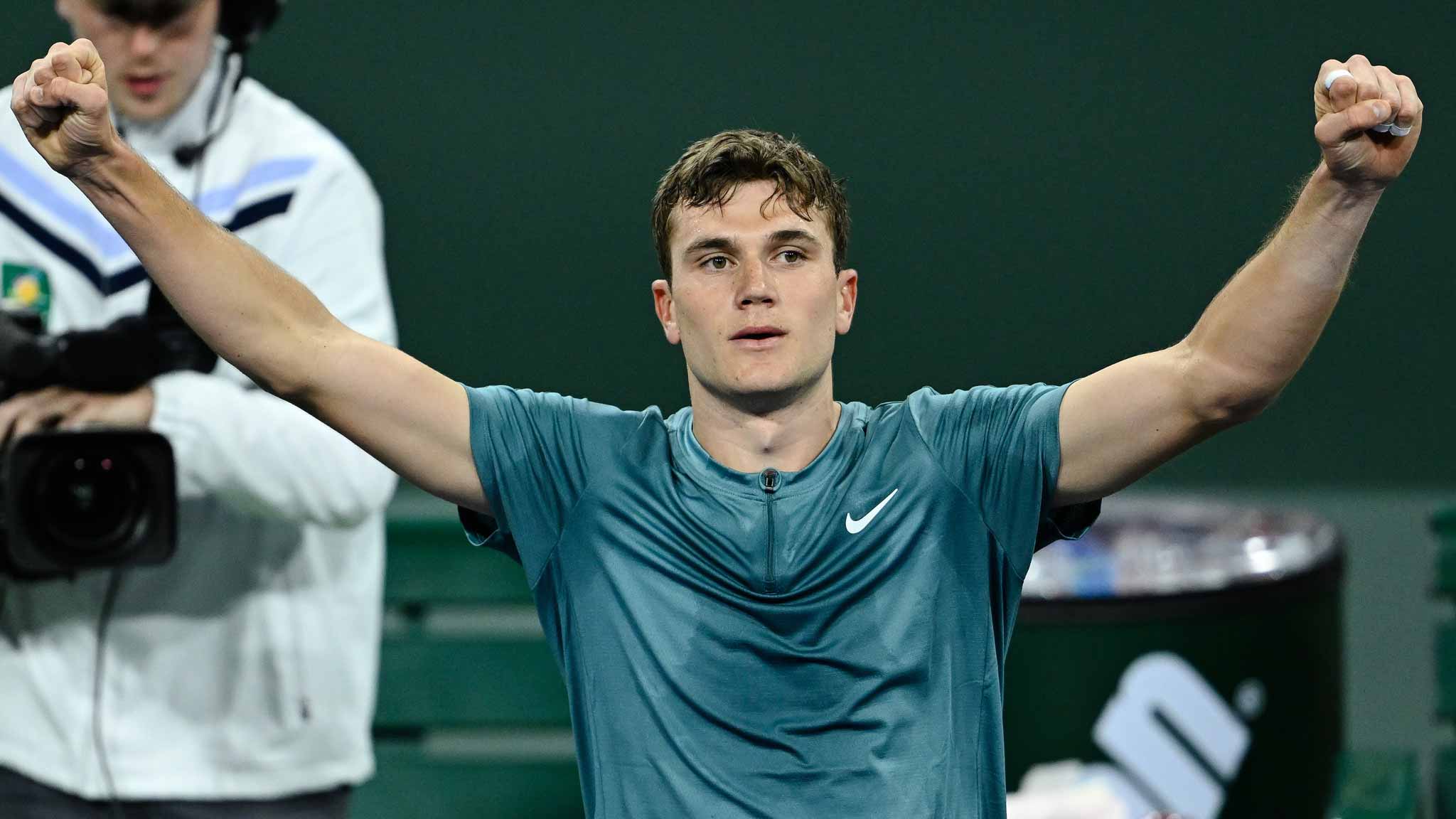 Jack Draper celebrates a famous win against Andy Murray in Indian Wells.