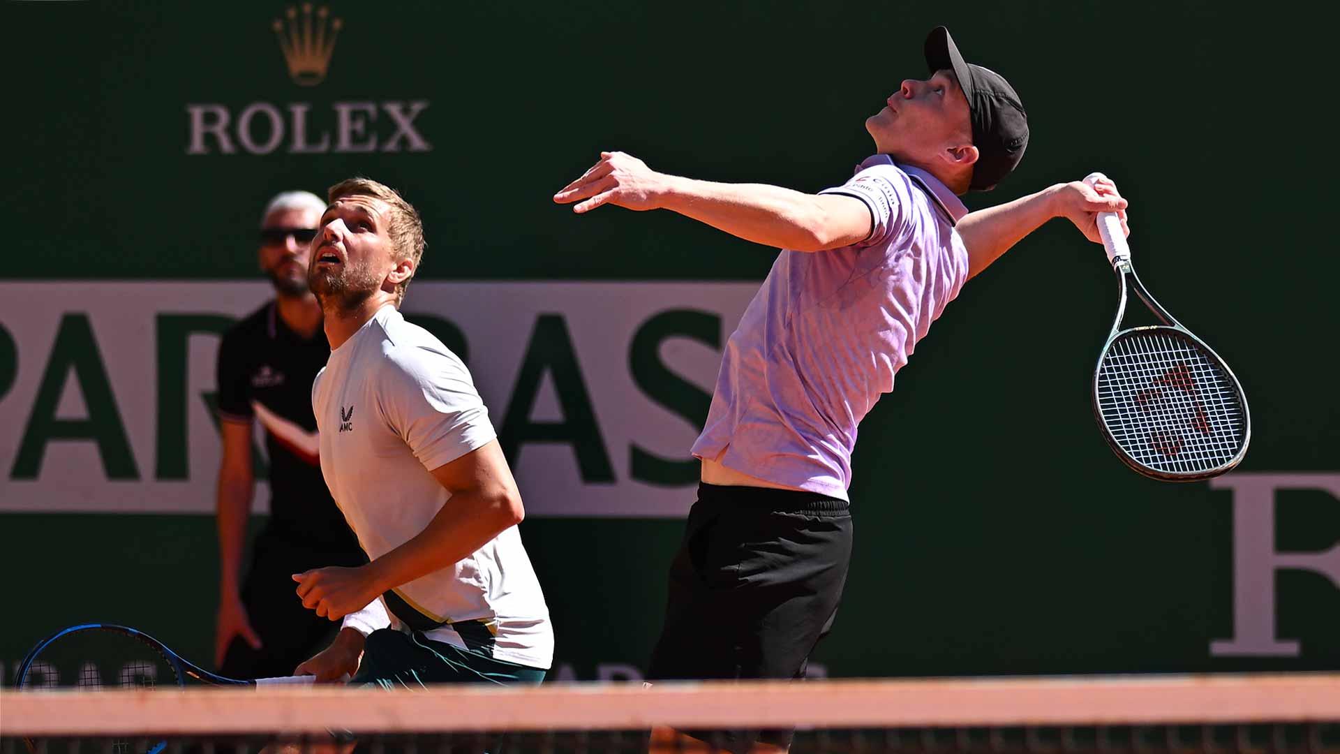 Lloyd Glasspool and Harri Heliovaara hold their nerve on Thursday to reach the quarter-finals at the Rolex Monte-Carlo Masters.