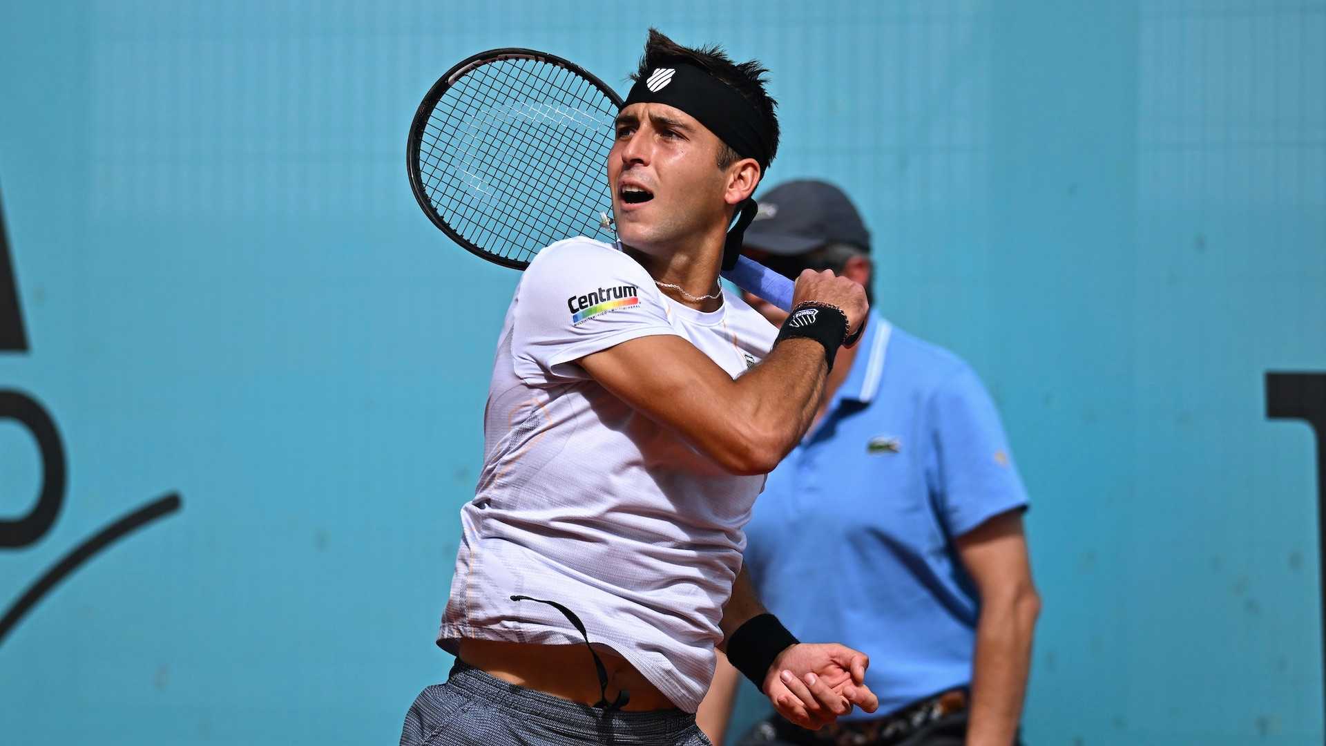 Tomás Martín Etcheverry superó a Adrian Mannarino en la primera ronda del Mutua Madrid Open.
