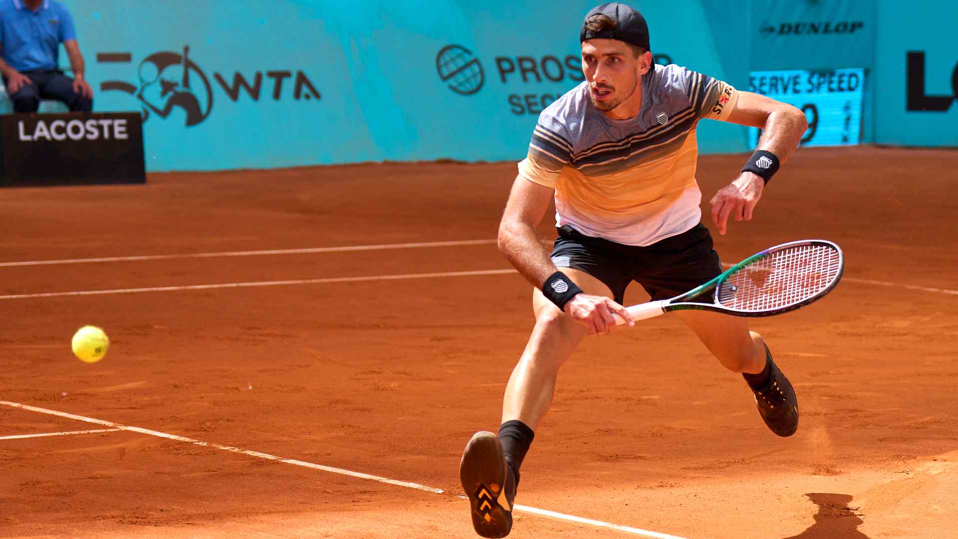 Pedro Cachin faces Jan-Lennard Struff for a place in the Madrid quarter-finals.