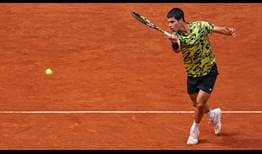 Carlos Alcaraz compite ante Karen Khachanov en los cuartos de final del Mutua Madrid Open.