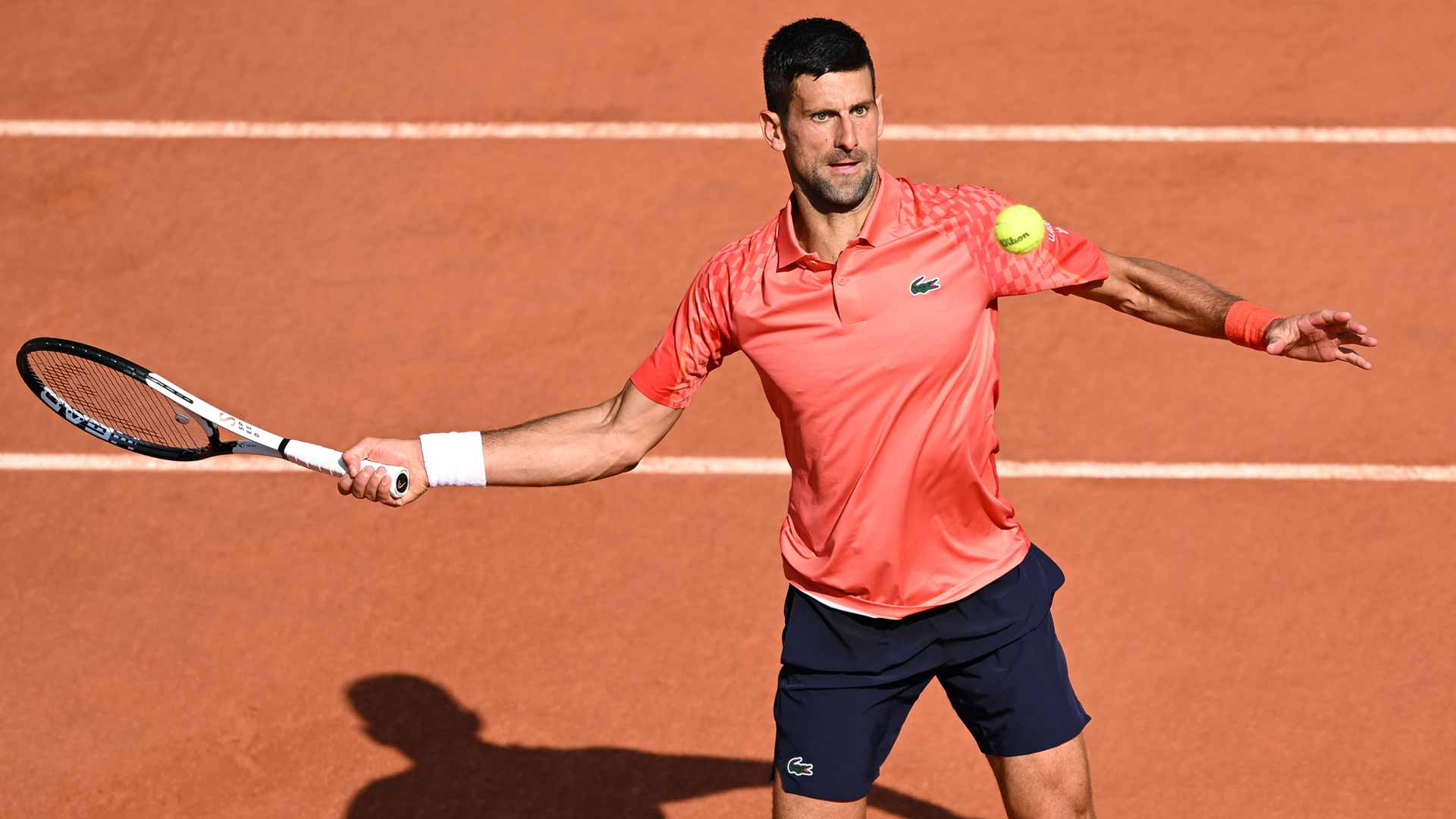 Novak Djokovic lleva 14-4 en tie-breaks este año tras su victoria en cuartos de final contra Karen Khachanov en Roland Garros.