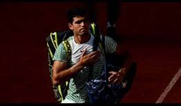 Carlos Alcaraz se despidió este viernes de Roland Garros, tras caer ante Novak Djokovic en semifinales.